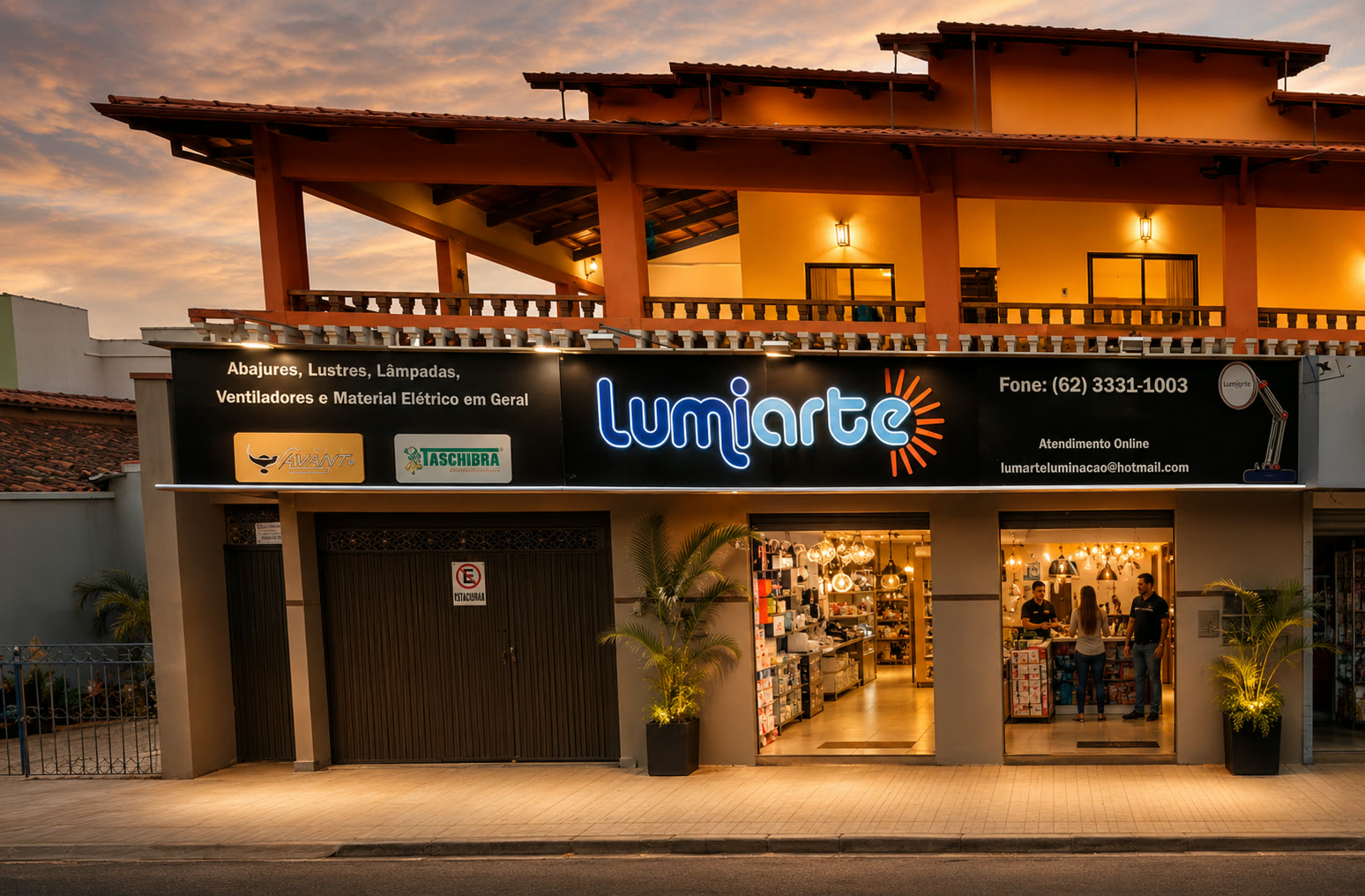 Fachada da loja Lumiarte Iluminação em Pirenópolis